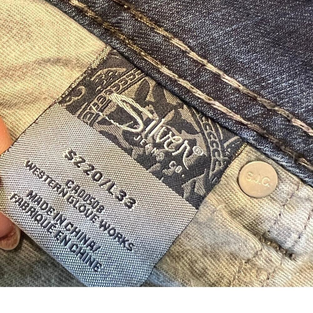 Silver Suki 17” jeans Women's size 20 x 33L